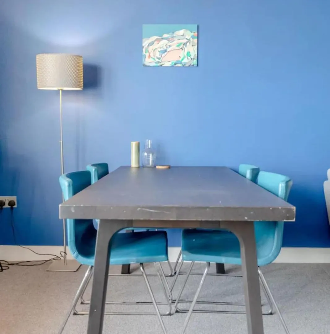 Spacious 2 Bedroom Retreat In East Dulwich London