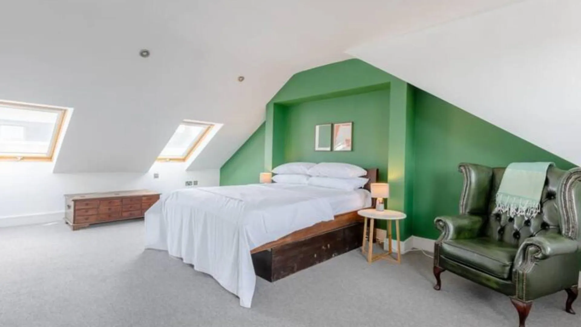 Spacious 2 Bedroom Retreat In East Dulwich London 0*,